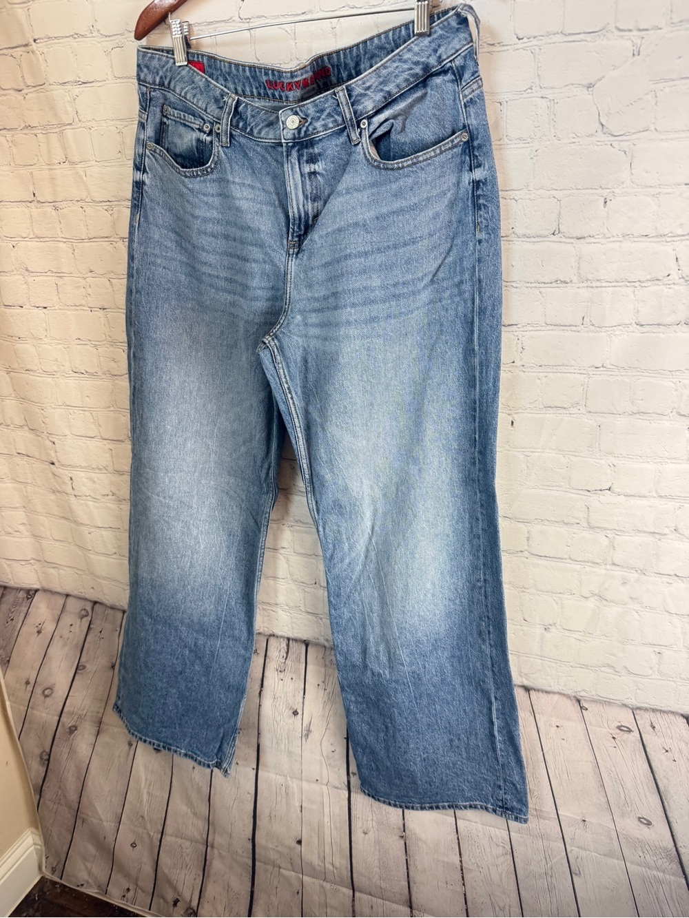 Lucky Brand Medium Wash Wide-Leg Jeans